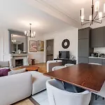 Beautiful 3 Bedroom With Balcony In Le Marais & Bastille On Foot