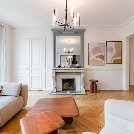 Beautiful 3 Bedroom With Balcony In Le Marais & Bastille On Foot Apartment *