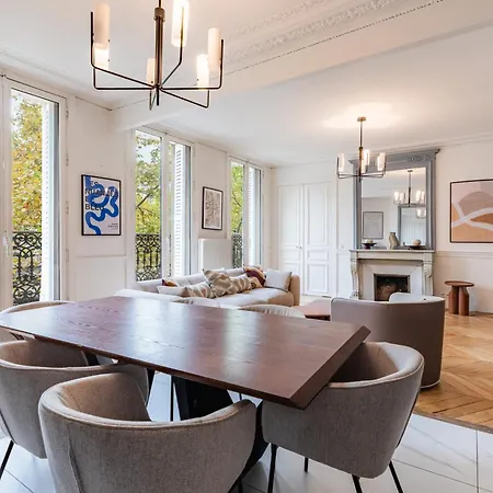 Beautiful 3 Bedroom With Balcony In Le Marais & Bastille On Foot Apartment *